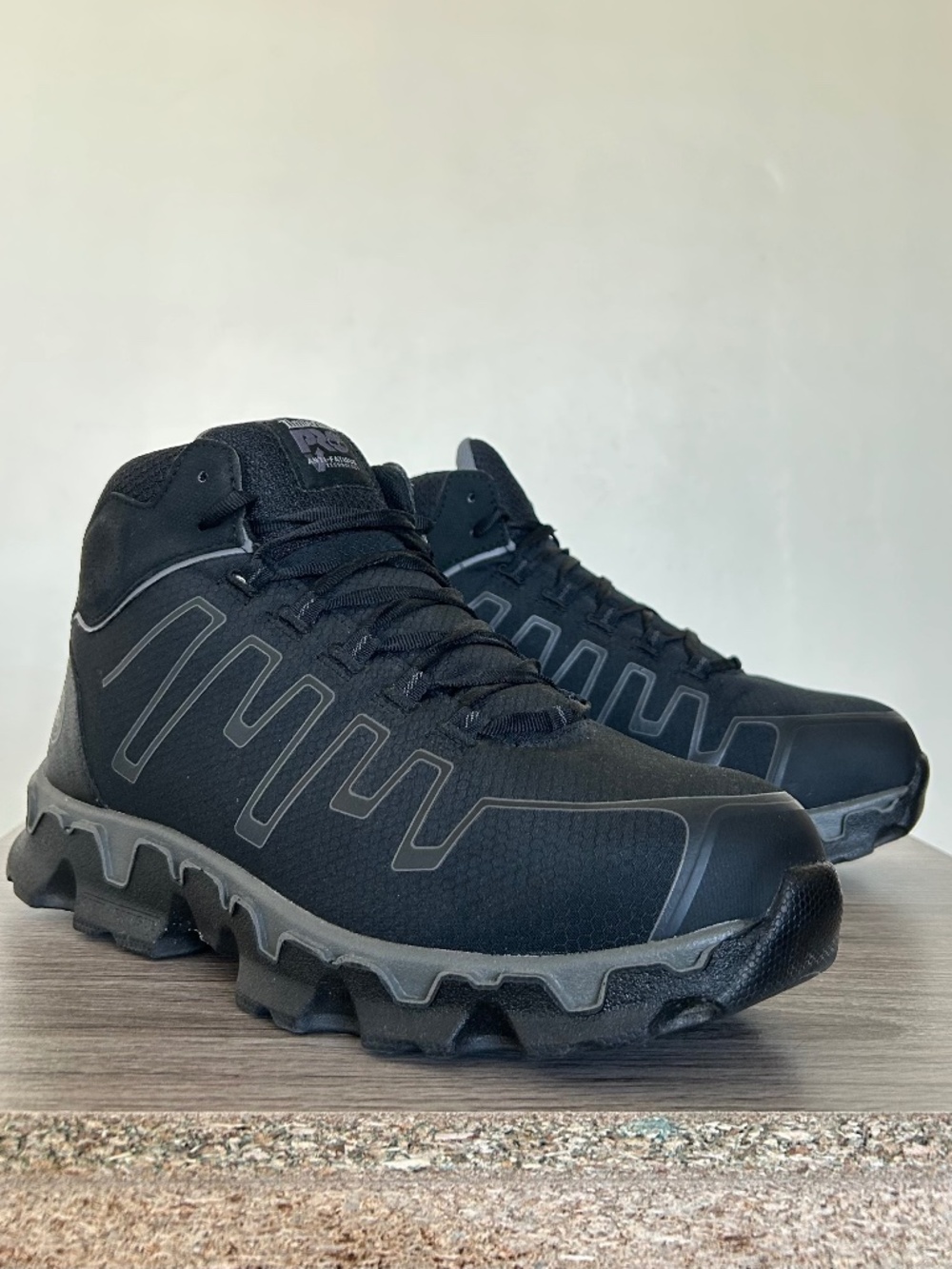 Timberland PRO Powertrain Sport Mid Alloy Toe Work Boot Men's 12W Black Style A1